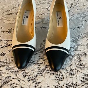 SAKS FIFTH AVENUE 3” Heels white w Blue Toe -Gently Used- great condition